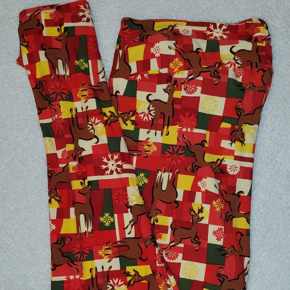Lularoe TC holiday Chriatmas leggings. Reindeer
